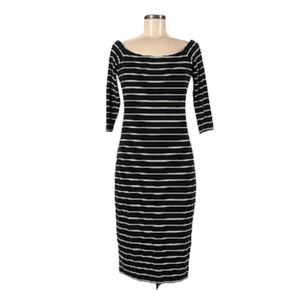 Belle Sky black with white stripes body con dress size large